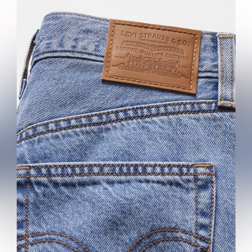 LEVI’S Premium Ribcage Wide Leg Jeans - Picture 7 of 16